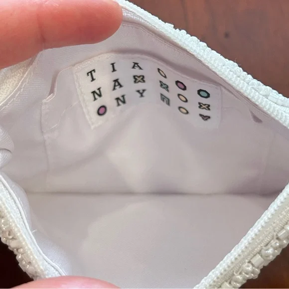 NWOT Tiana NY White Gray Skull & Pink Star Beaded Coin Purse Pouch - Picture 6 of 7